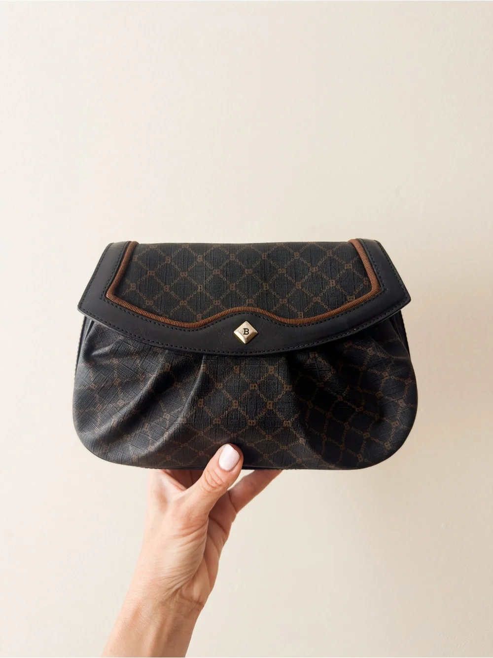 VINTAGE 1980s BALLY MONOGRAM BAG crossbody or clutch